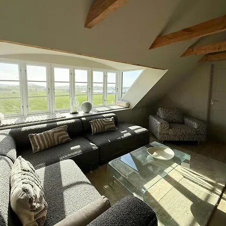 Historic Charm Meets Modern Luxury And Unique View Tatil Evi